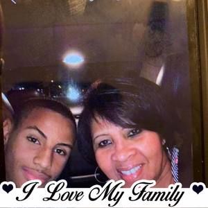 Meet your Posher, Raquel